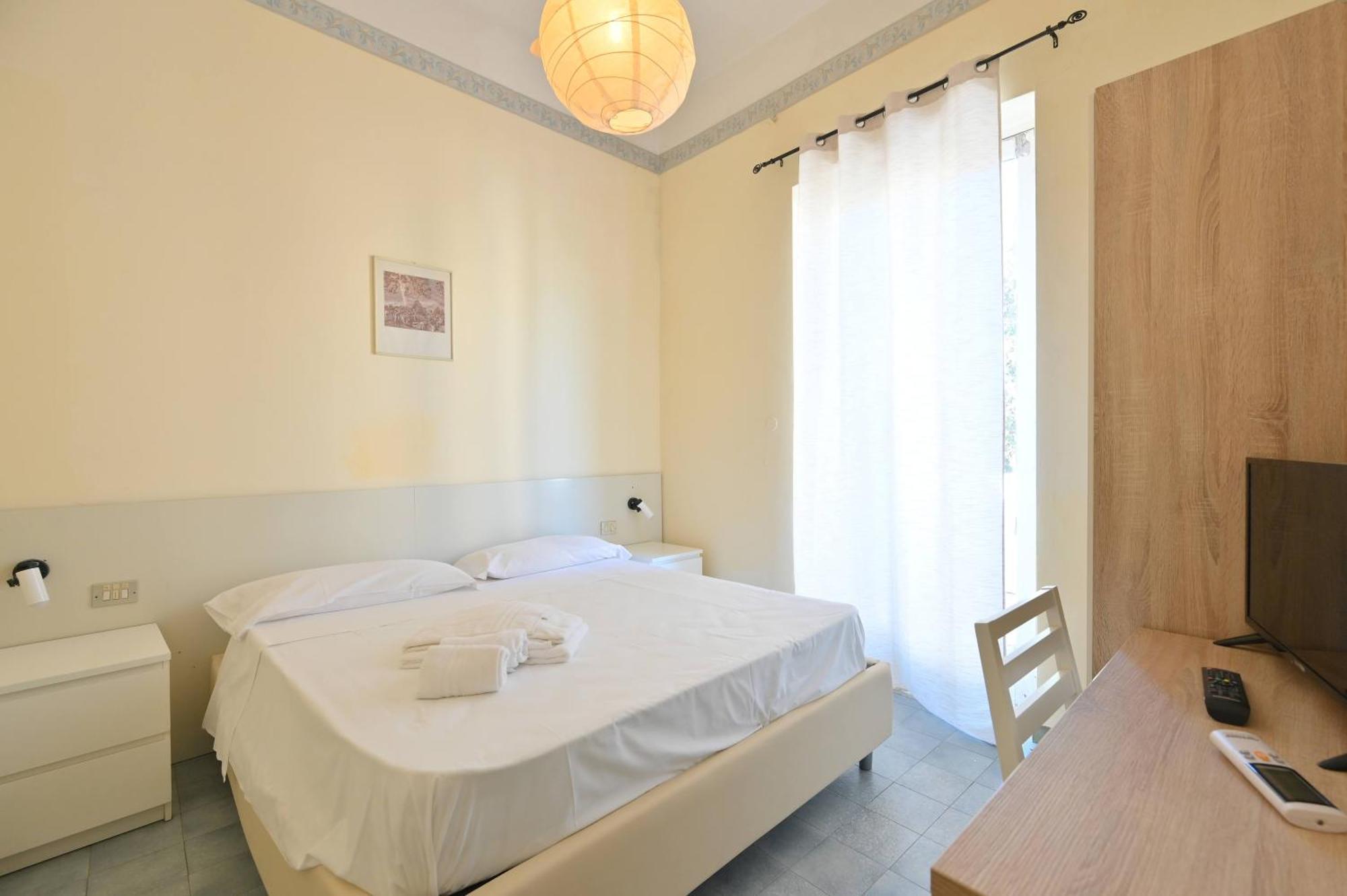 Villa Diana - Beach & Rooms Ischia Eksteriør bilde