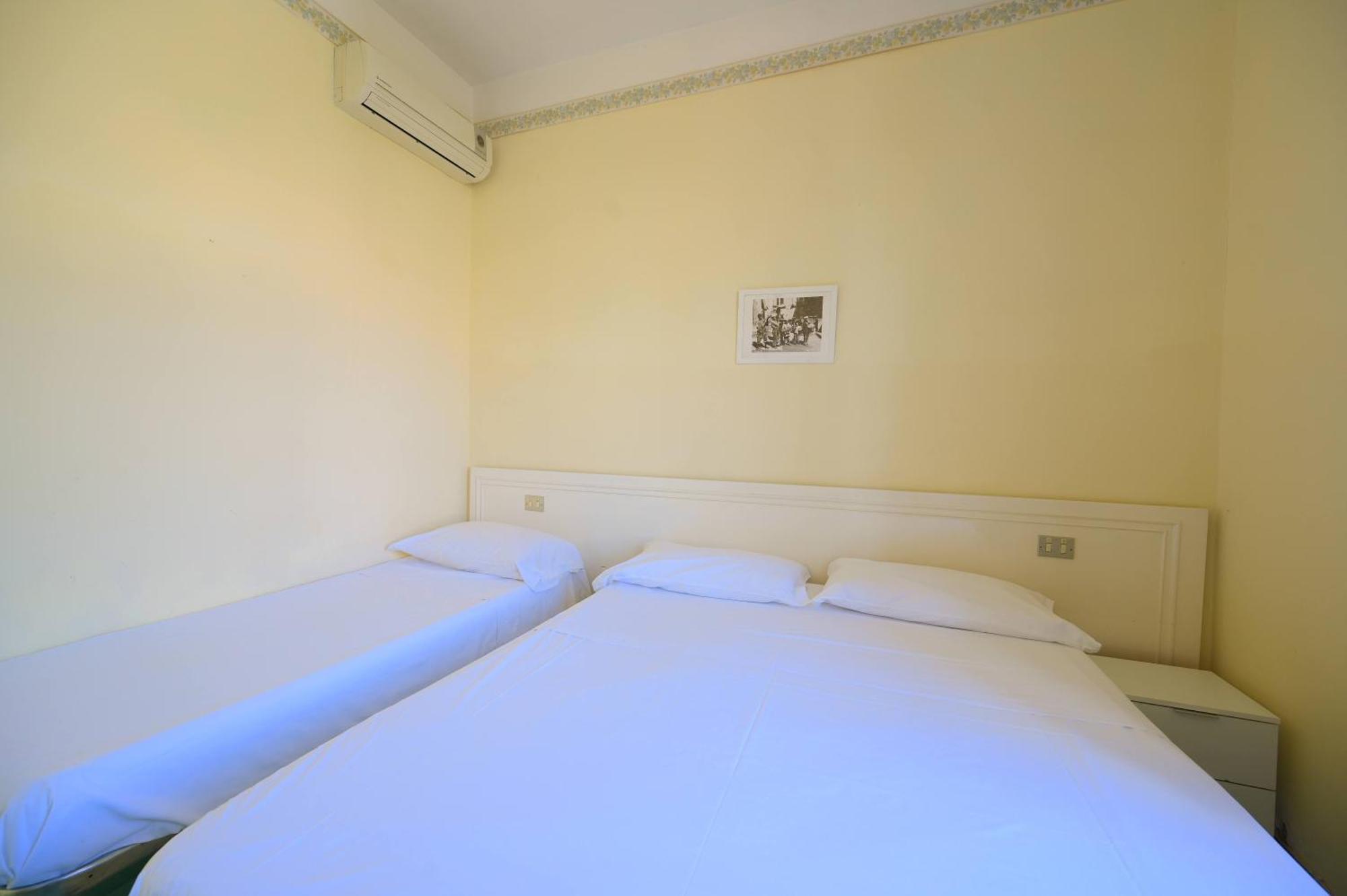 Villa Diana - Beach & Rooms Ischia Eksteriør bilde