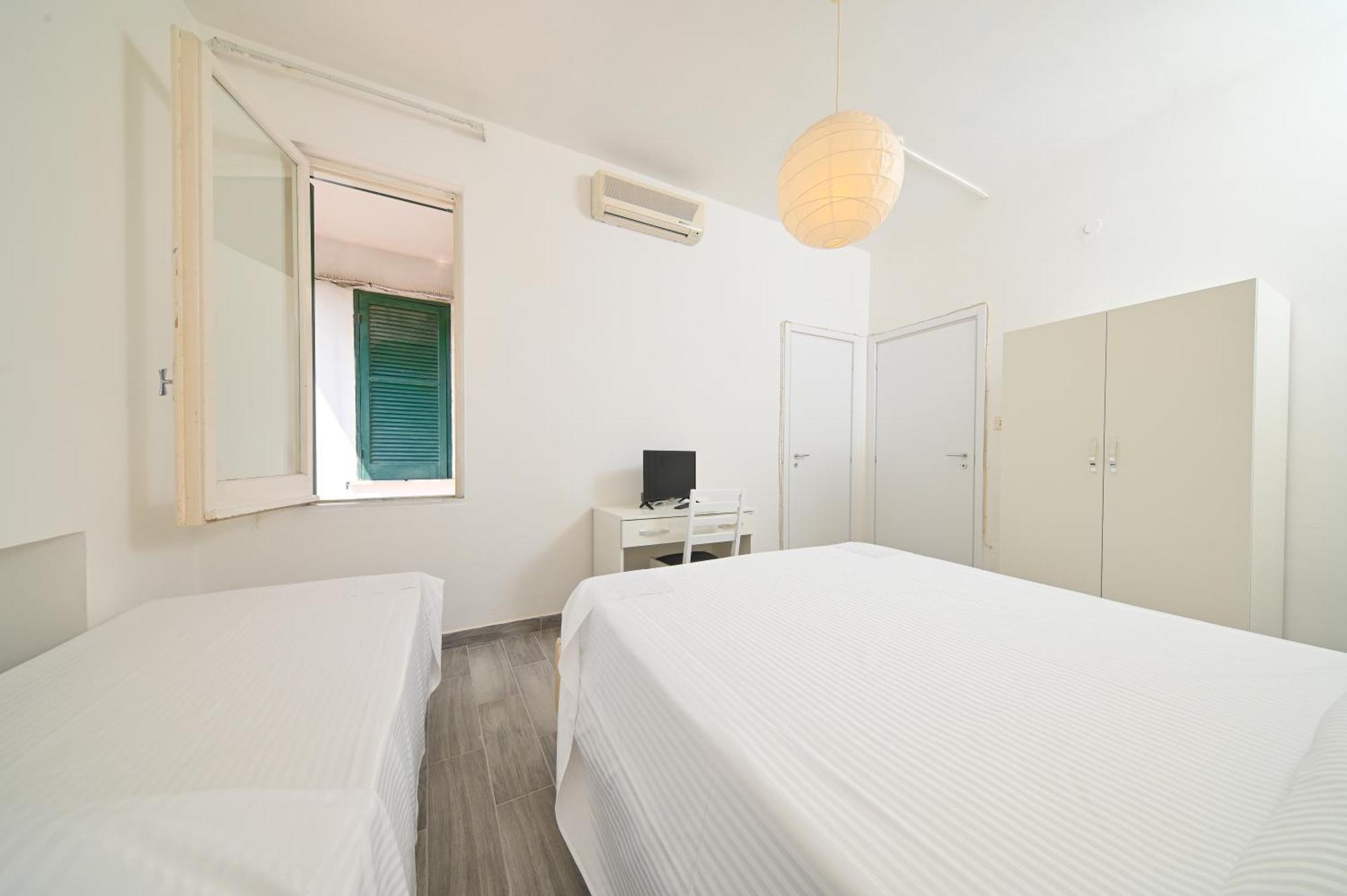 Villa Diana - Beach & Rooms Ischia Eksteriør bilde
