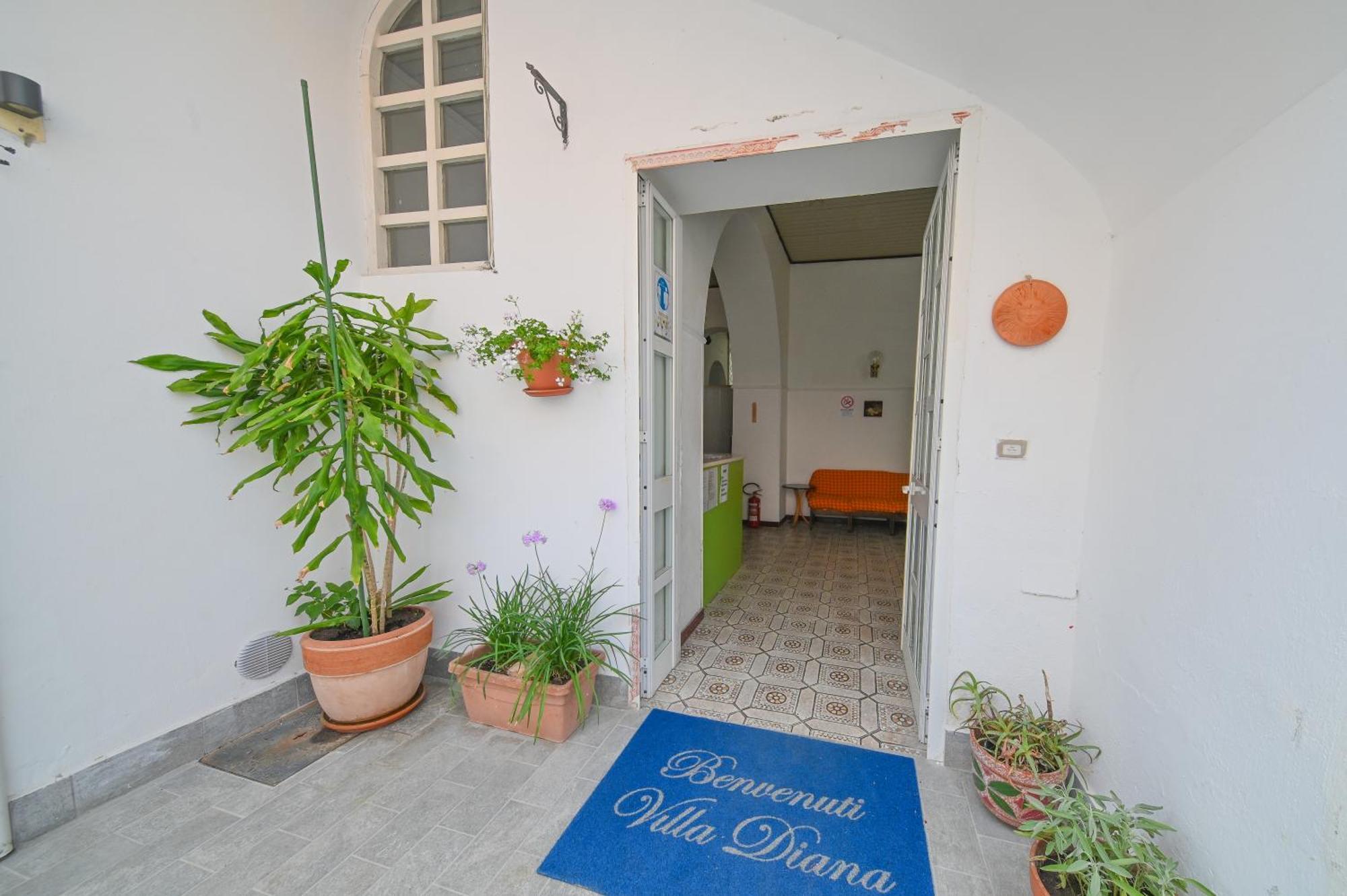 Villa Diana - Beach & Rooms Ischia Eksteriør bilde